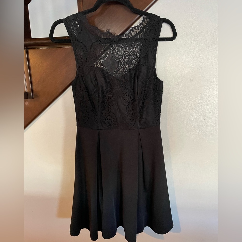 Francesca’s black lace swing dress size small nwot